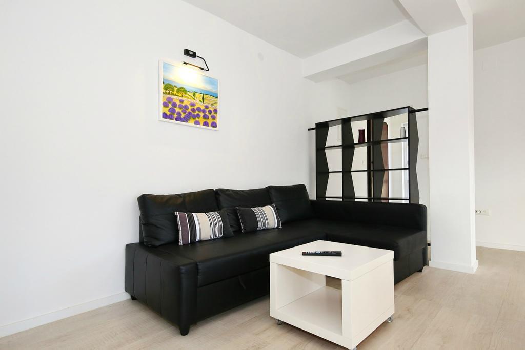 Apartments Matkovic Sveti Filip i Jakov Exterior foto
